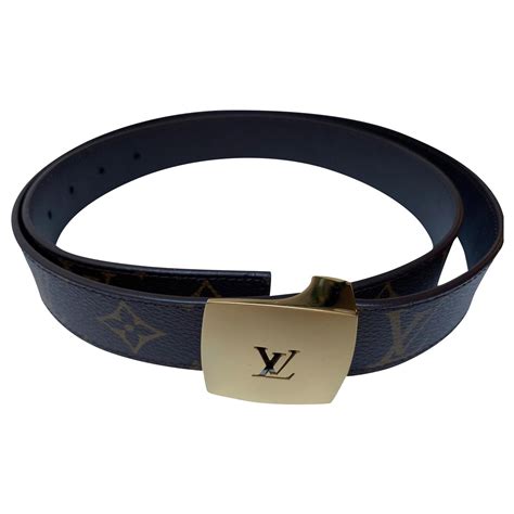 louis vuitton bälte|louis vuitton belt with suit.